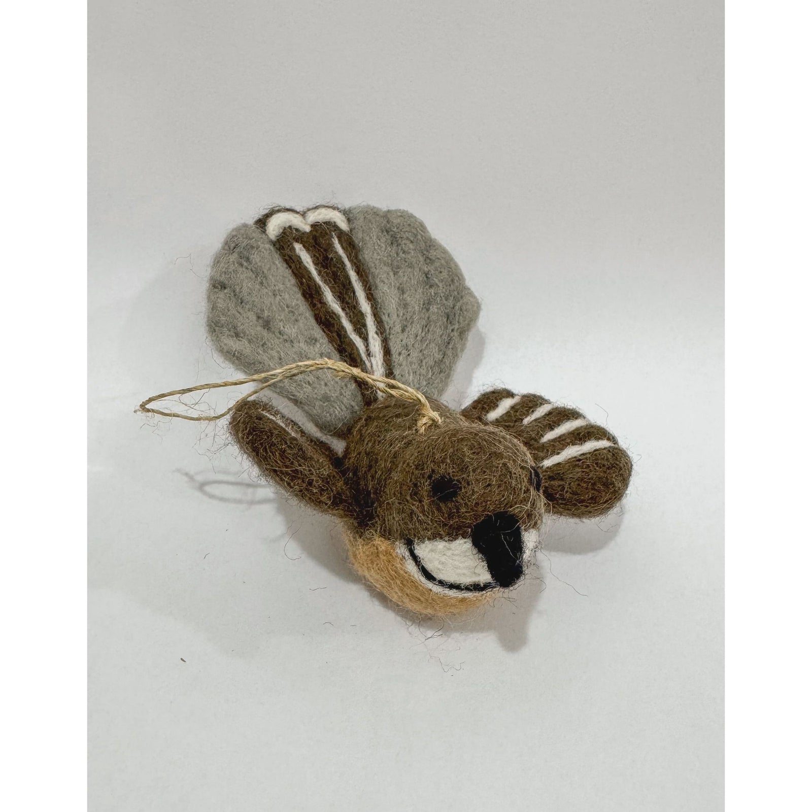 Hanging Fantail Xmas Decoration - Urban Naturals