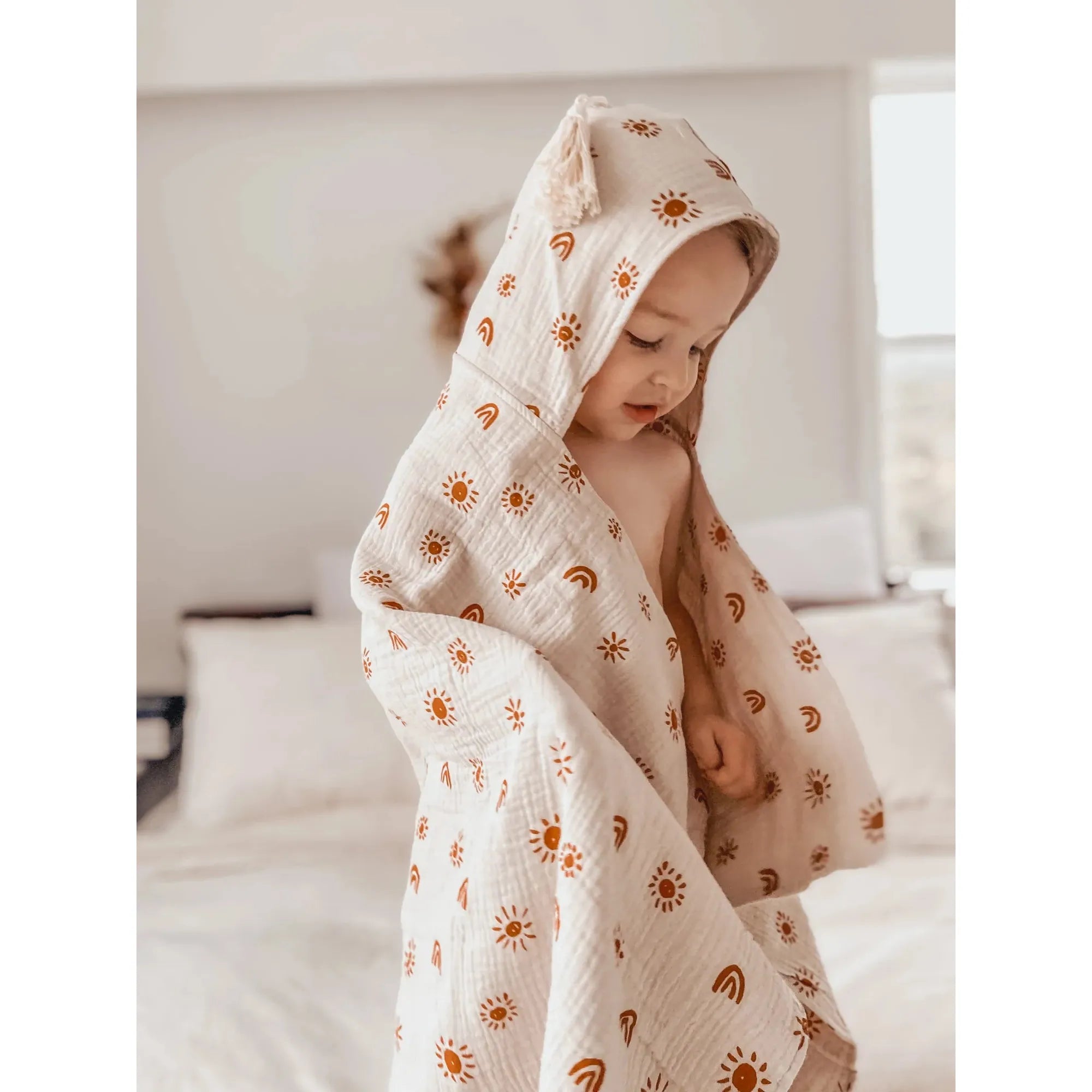 Over The Dandelions Hooded Towel With Tassel - Sunny Print - Urban Naturals