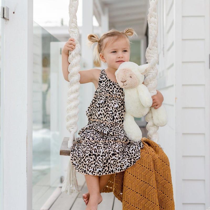 Ob Designs Huggie - Lee Lamb White - Urban Naturals