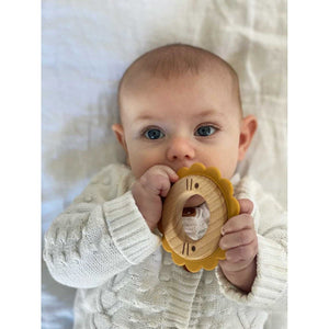 Lee The Lion Teether Wood/Silicone - Urban Naturals