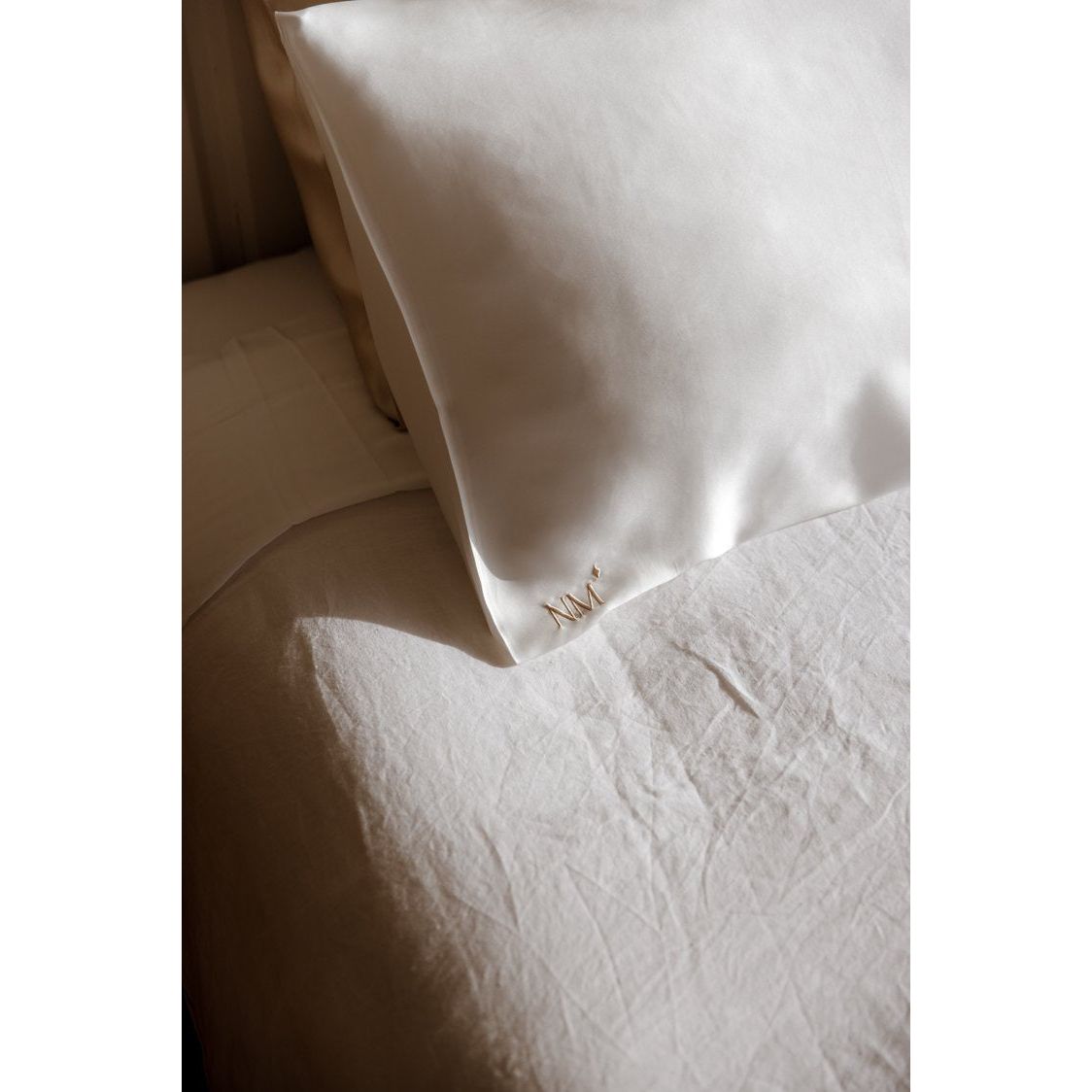 New Moon Silk Pillowcase - Ivory - Urban Naturals